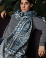 Schal aus Zegna Baruffa Garn, Kachel-Jaquard, unisex, petrol