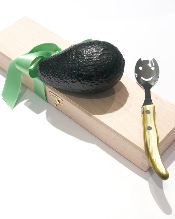 Avocado spoon Laguiole, beech wood box