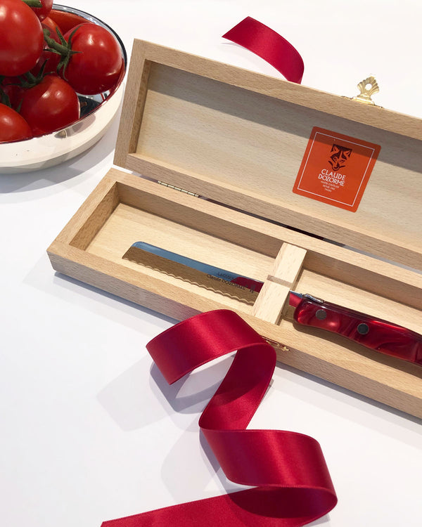 Tomato knife, beech wood box